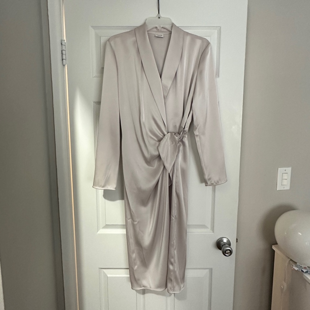 Aritzia Babaton lilac satin dress